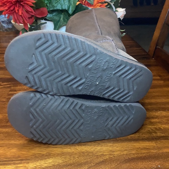Ugg Australia classic tall boots. - Picture 9 of 12